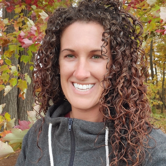 Meet your Posher, Colleen - Picture 1 of 1